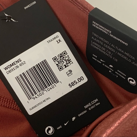 Nike Dry Performance Sportswear Leggings. S26 - Picture 4 of 9